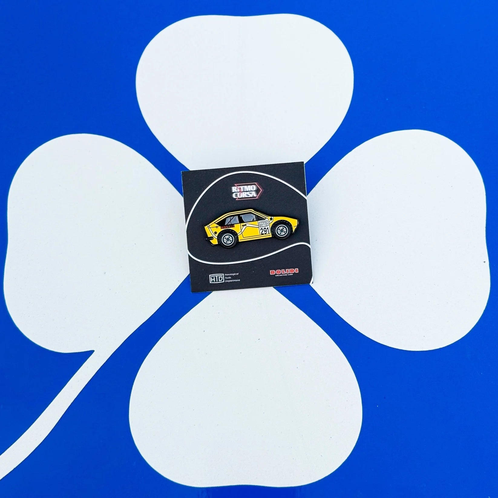 Ritmo_Corsa_graphic_and_car_enamel_pin.webp