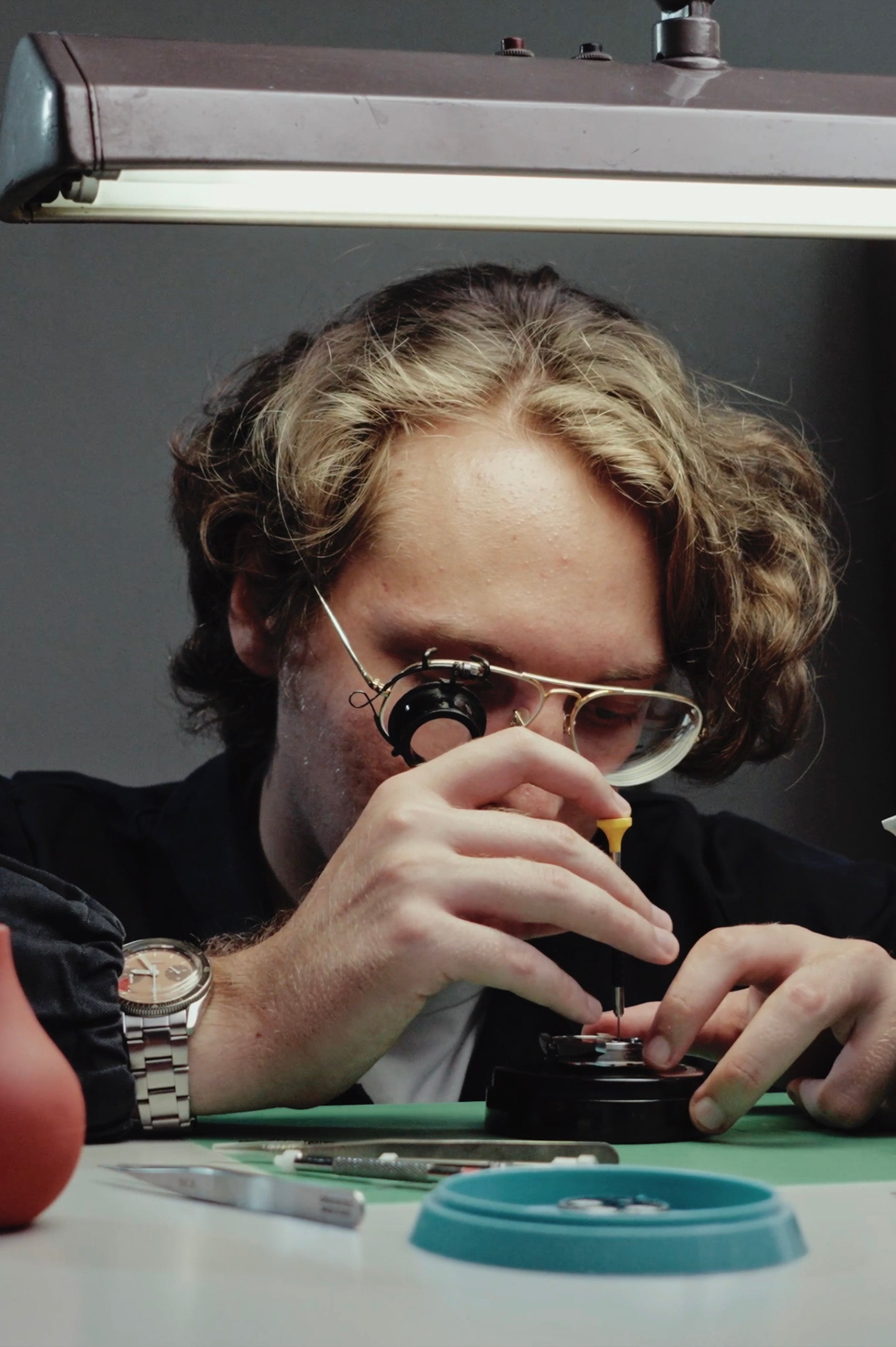 Workbench_watchmaker.jpg