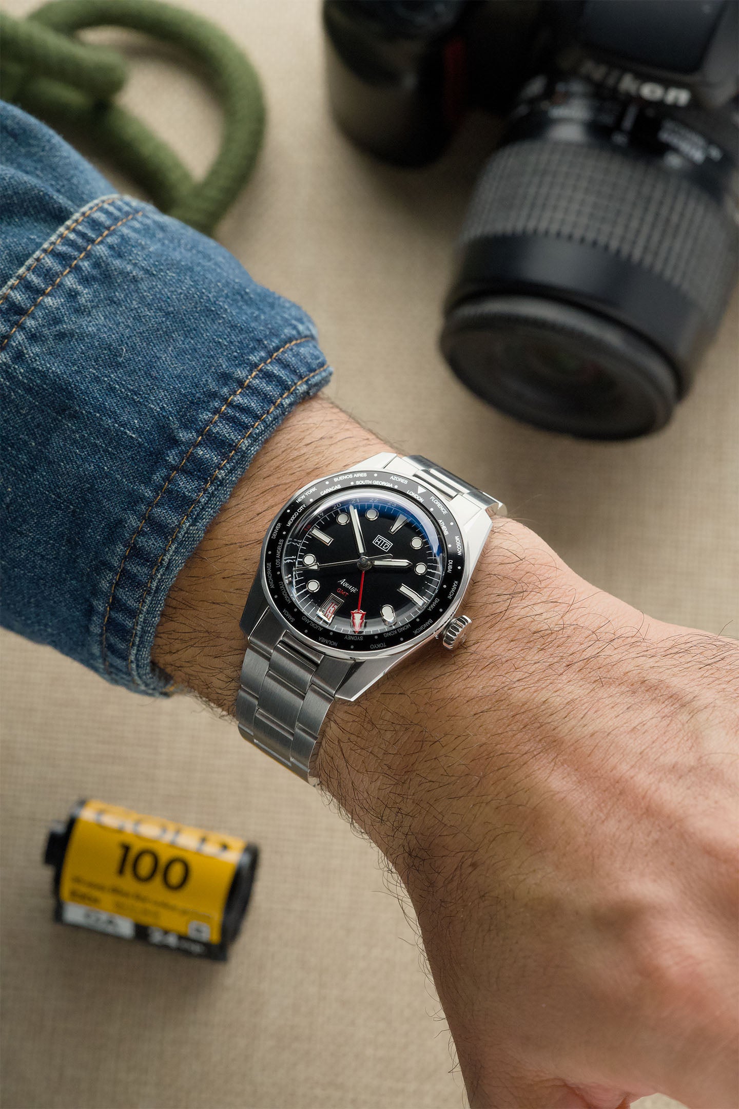 gmt_worldtimer_wrist_desktop_mobile.jpg