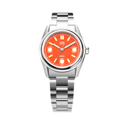 Orologio HTD Tennis Terra in acciaio con quadrante arancione acceso e indici luminescenti, fotografato frontalmente su sfondo bianco.